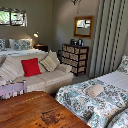 A Little Guesthouse Bloemfontein Exteriér fotografie