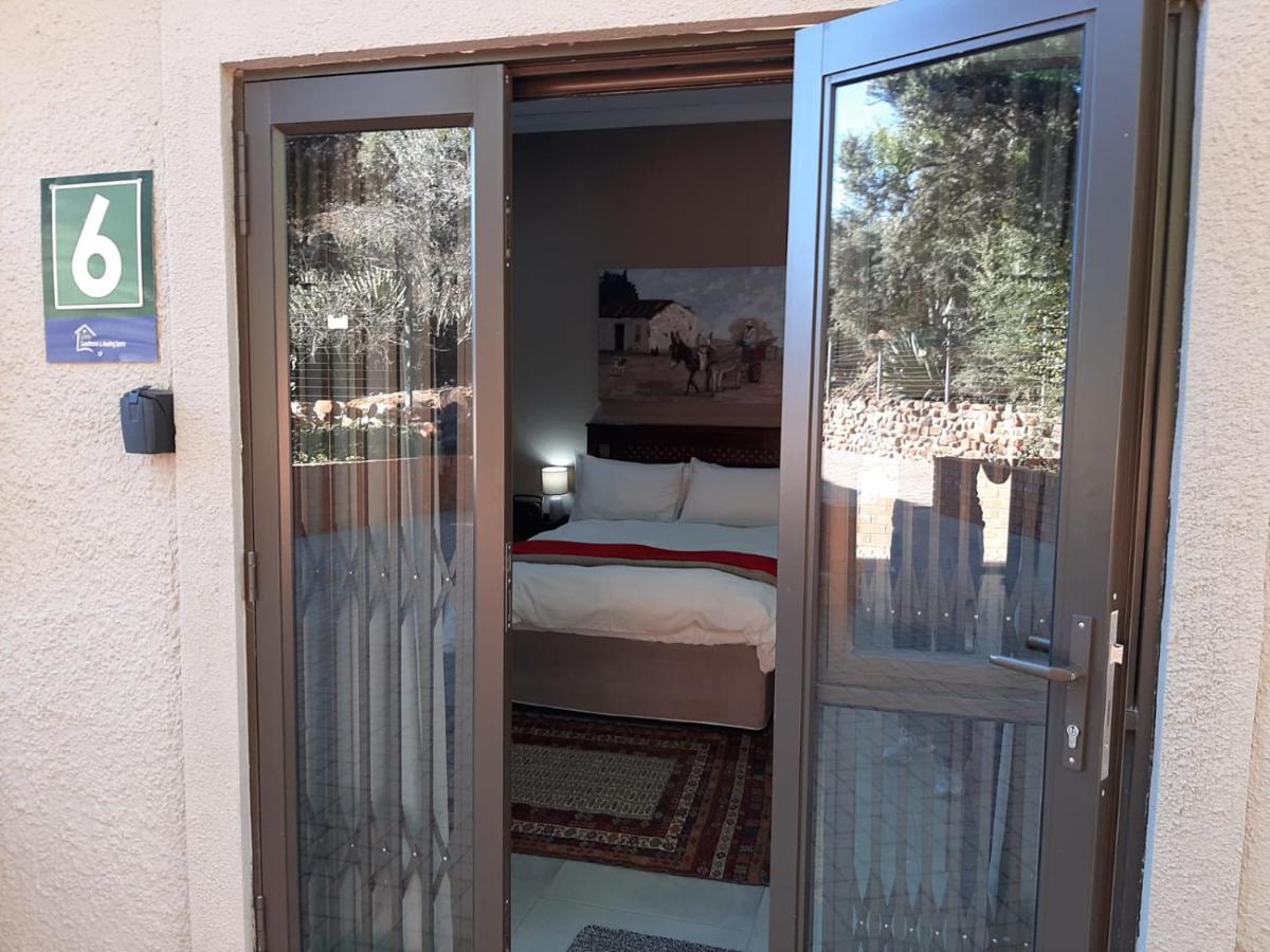 A Little Guesthouse Bloemfontein Exteriér fotografie
