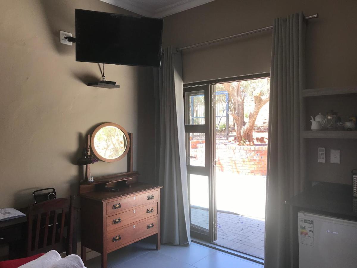A Little Guesthouse Bloemfontein Exteriér fotografie